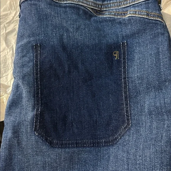 NWT! Anthropologie Pilcro Mid-Rise Micro Denim Shorts 32 🖼️